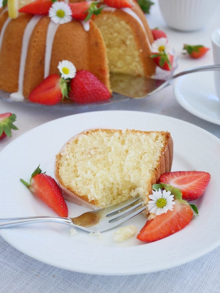 Flädersockerkaka 9 Flädersockerkaka | Receptskatt