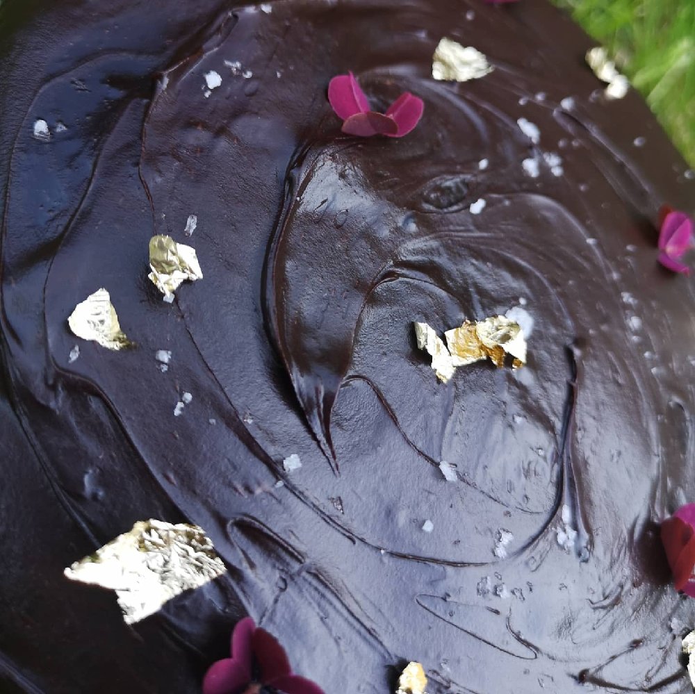 Glutenfri chokladkaka med dekadent chokladglasyr 4 Glutenfri chokladkaka med dekadent chokladglasyr | Receptskatt