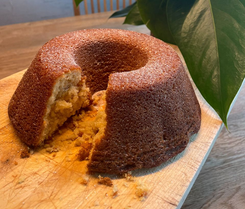 Sockerkaka med brynt smör Sockerkaka med brynt smör