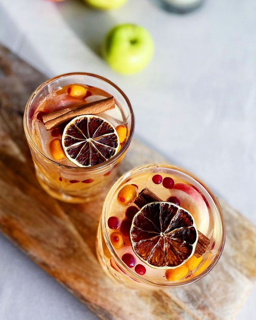 Höstig sangria i glas Höstig sangria i glas