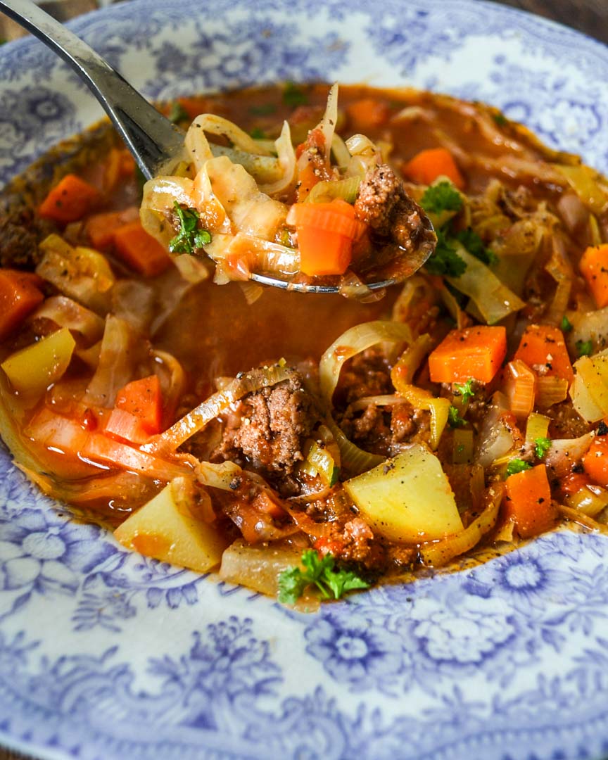 Soppa med köttfärs och rotfrukter Soppa med köttfärs och rotfrukter