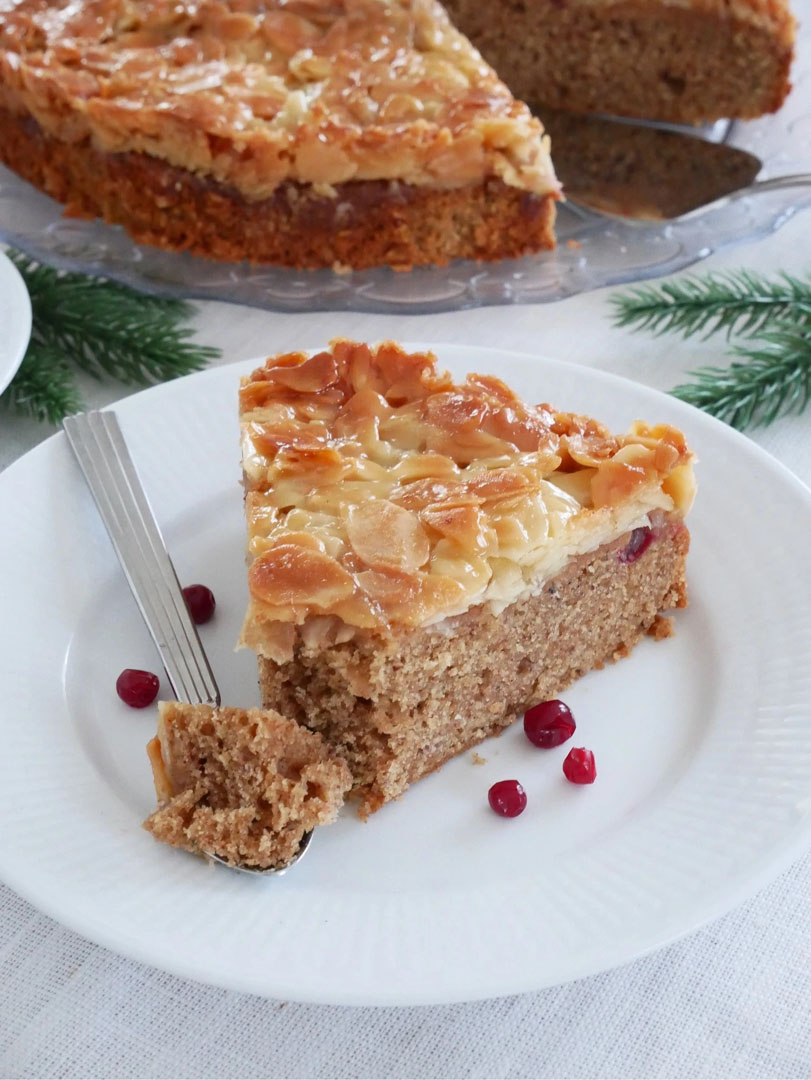 Mjuk pepparkaka med tosca Mjuk pepparkaka med tosca
