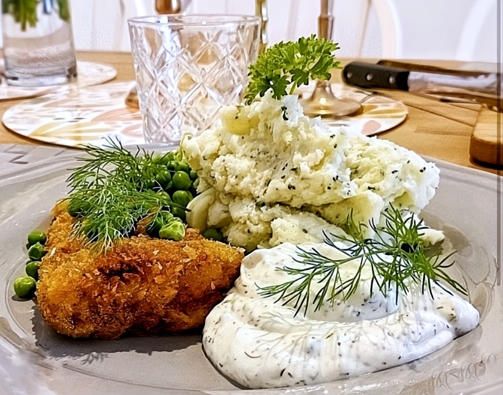 Dubbelpanerad torsk med dill- och citronkräm Dubbelpanerad torsk med dill- och citronkräm