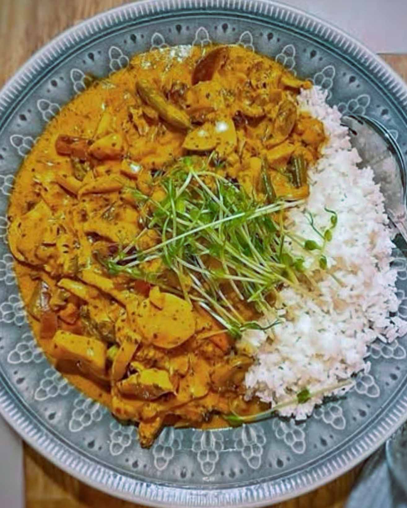 Kyckling i röd curry Kyckling i röd curry