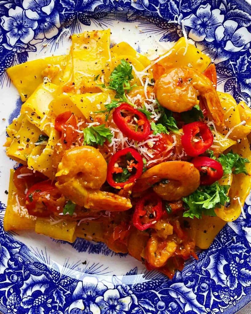Saffranspasta med jätteräkor 4 Saffranspasta med jätteräkor | Receptskatt