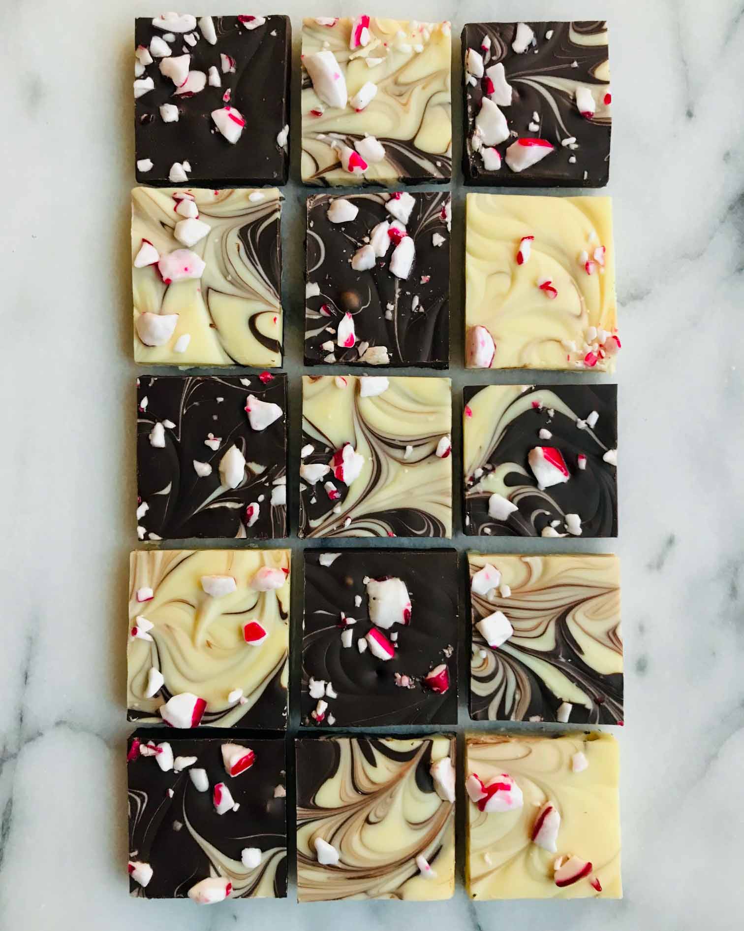 Marmorerad choklad med polkakross Marmorerad choklad med polkakross