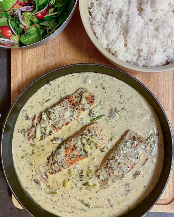 Stekt lax med grön curry Stekt lax med grön curry