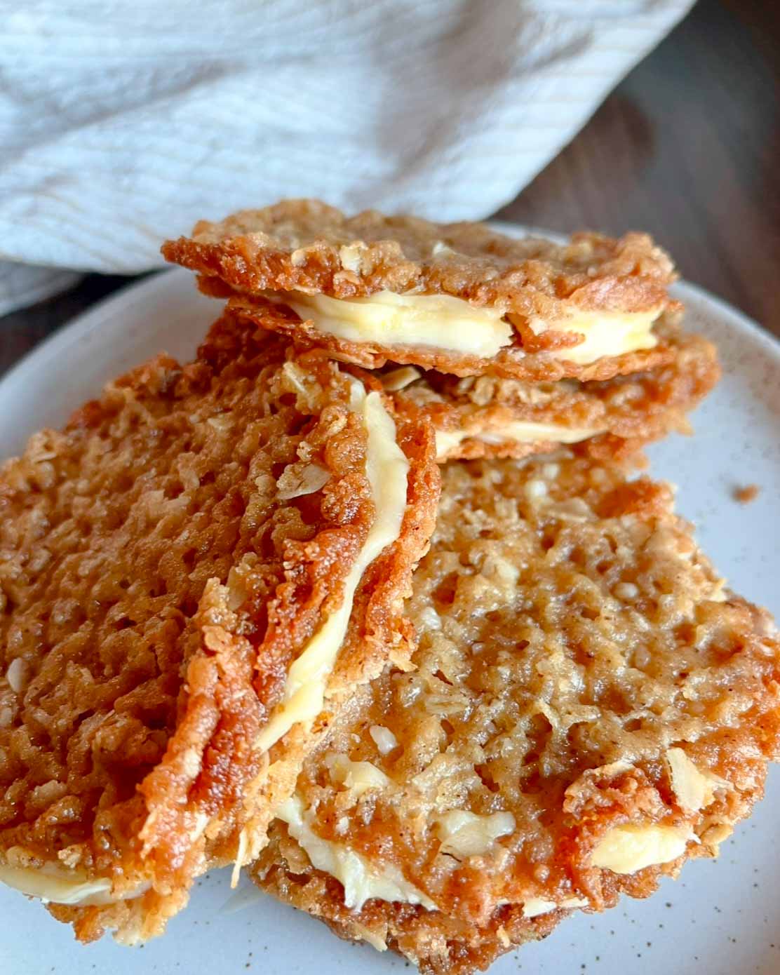 Havreflarn med brynt smör och citronkräm Havreflarn med brynt smör och citronkräm