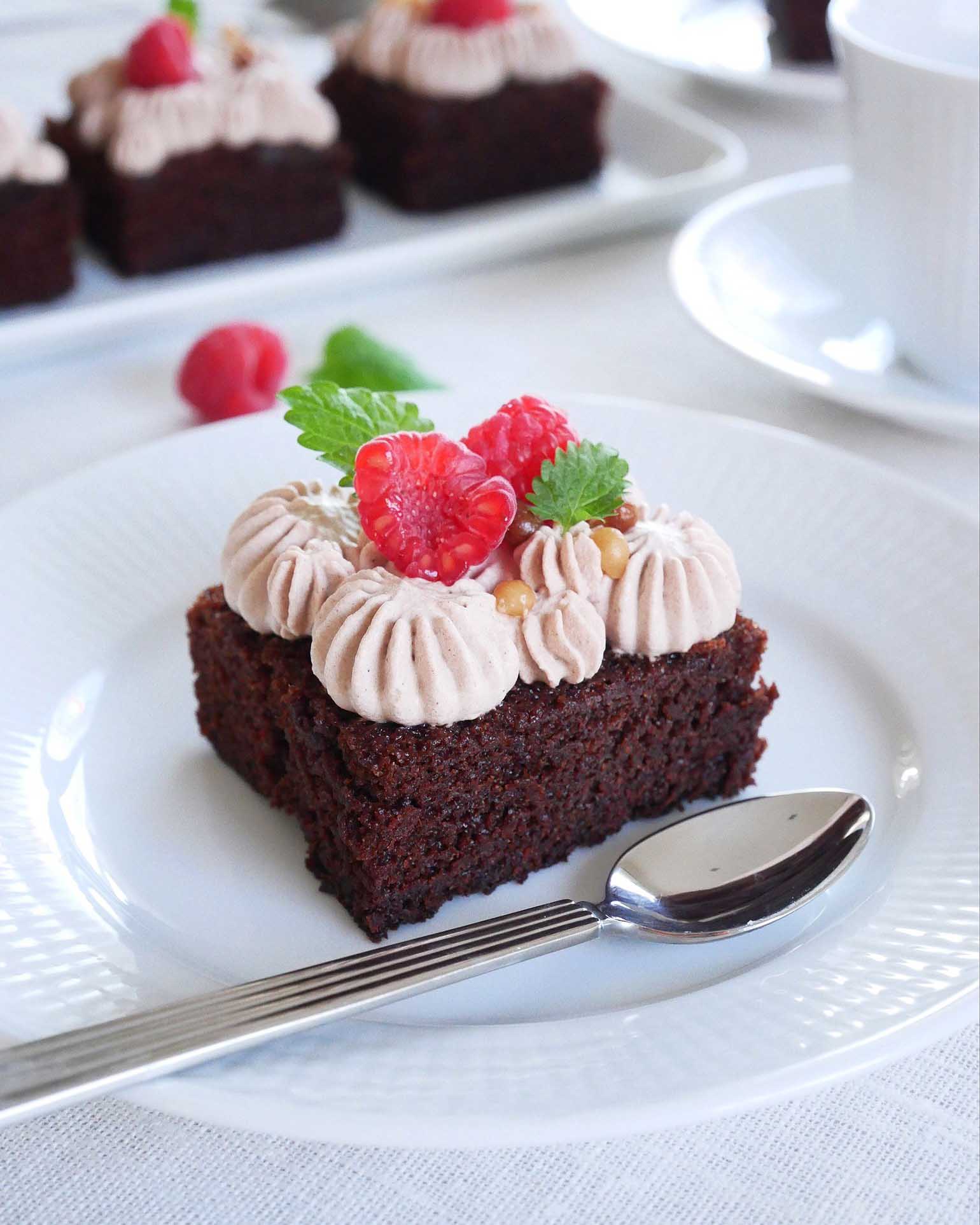 Chocolate sheet cake Chocolate sheet cake