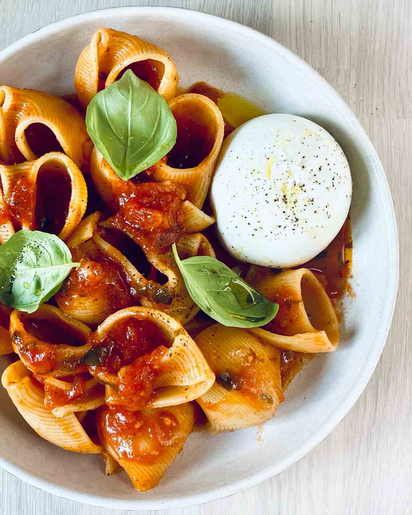 Pasta med tomatsås Pasta med tomatsås