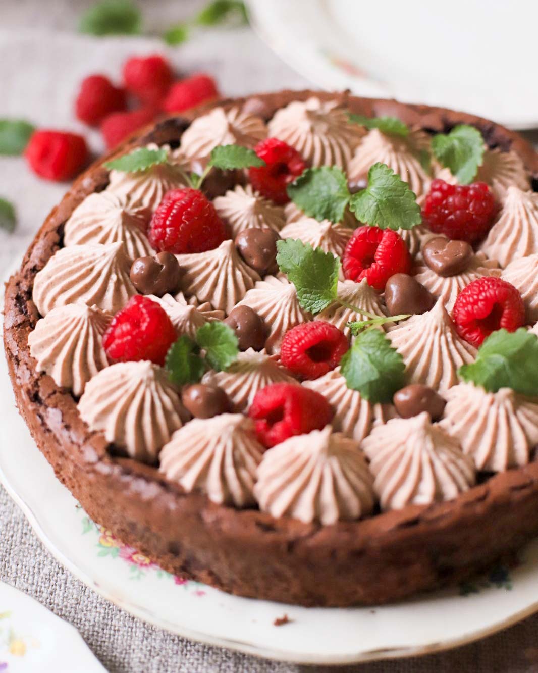 Kladdkaka med Geishagrädde Kladdkaka med Geishagrädde