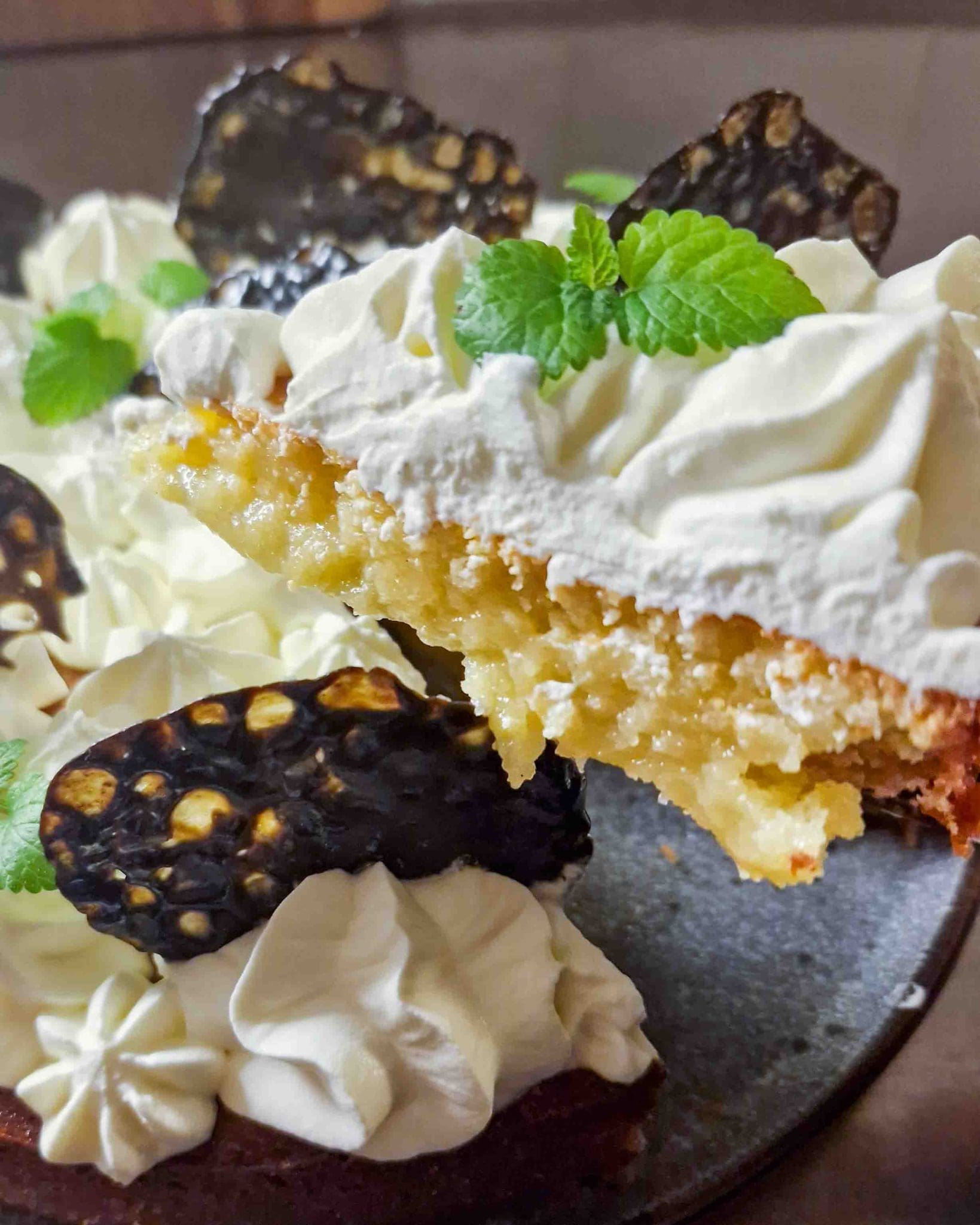 Citronkladdkaka med lakritschips Citronkladdkaka med lakritschips