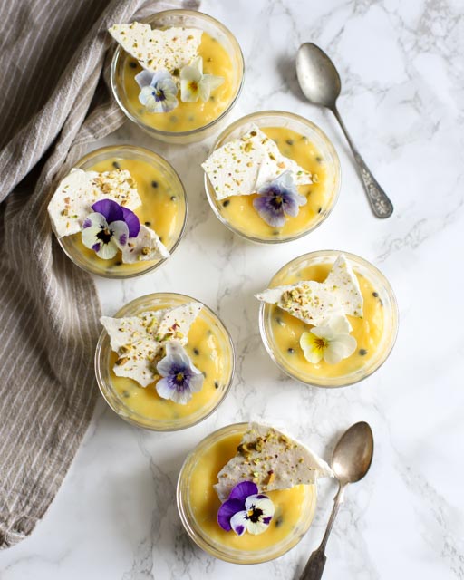 Kokospannacotta med passionsfruktskräm 12 Kokospannacotta med passionsfruktskräm | Receptskatt