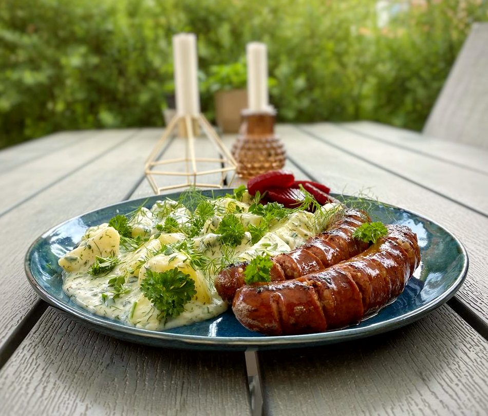Örtstuvad potatis med isterband Örtstuvad potatis med isterband