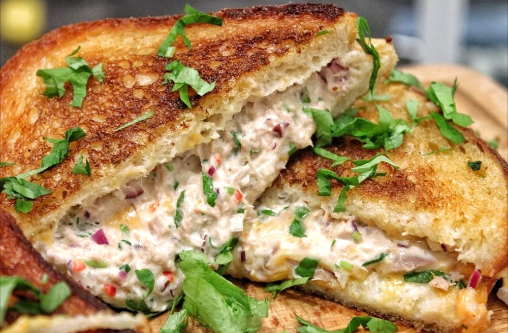 Hot tuna melt Hot tuna melt