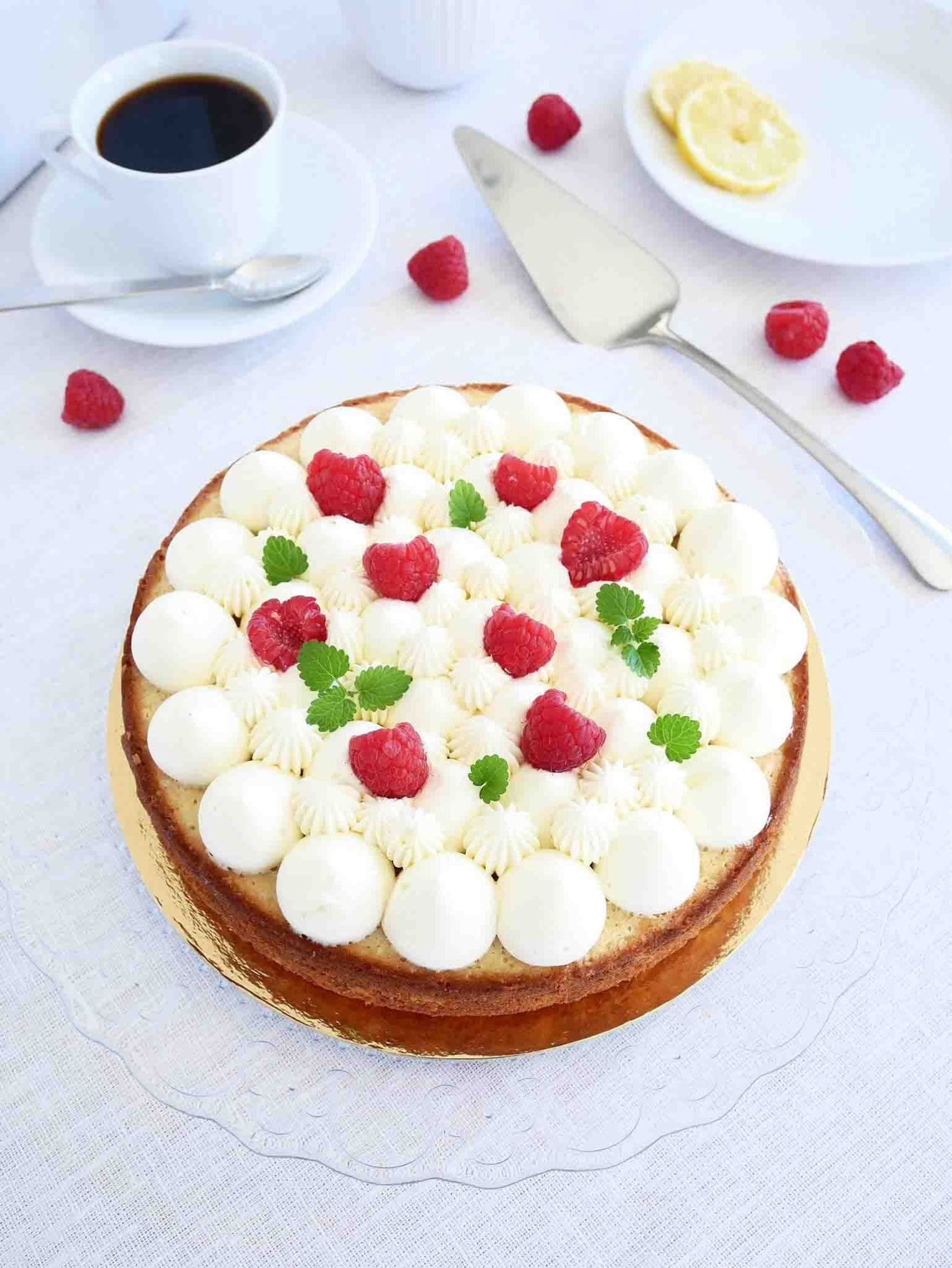 Citronkladdkaka med vit chokladpannacotta Citronkladdkaka med vit chokladpannacotta