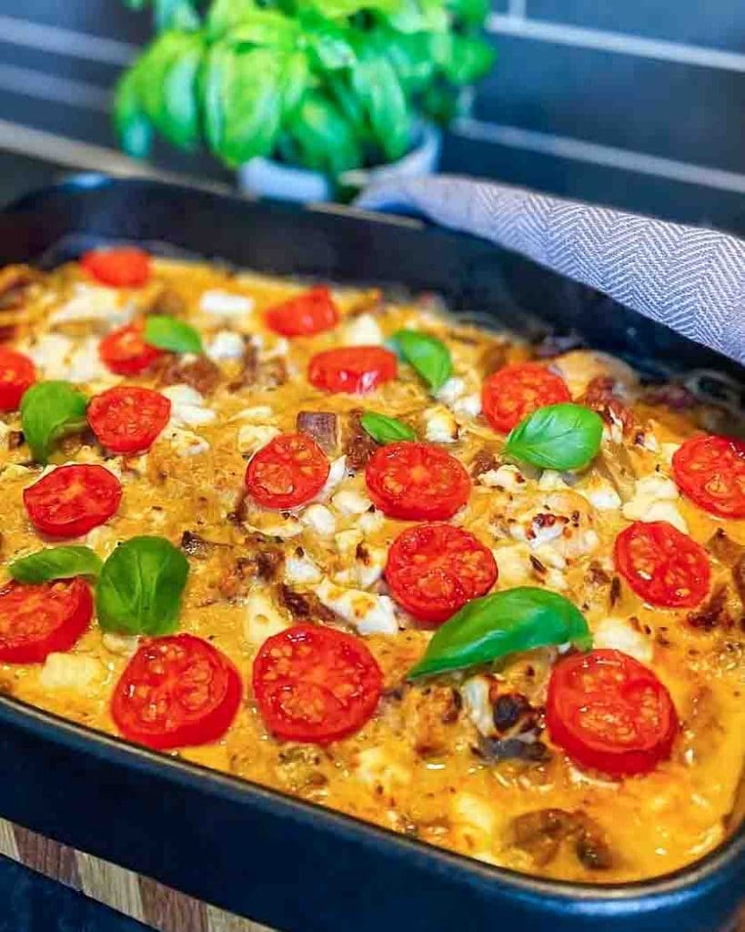Kycklinggratäng med pesto och soltorkade tomater 11 Kycklinggratäng med pesto och soltorkade tomater | Receptskatt